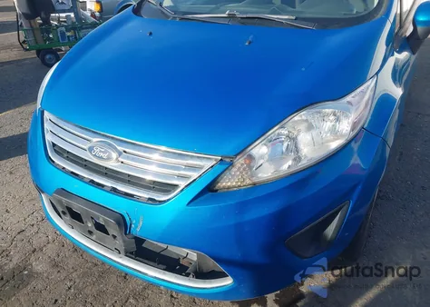 2012 Ford Fiesta Se z USA, uszkodzony, nr VIN 3FADP4BJ5CM151241